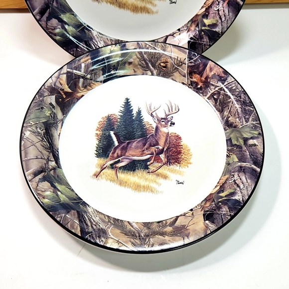 Whitetail Buck Deer Salad Plates by Al Agnew RealTree, Set of 3 - Picture 5 of 13